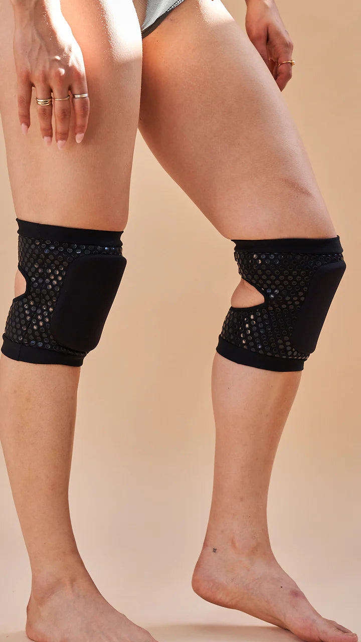 Lunalae Sticky Slim Look Knee Pad