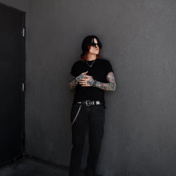 TUK-A3400 Sneaker Creeper en suède zébré noir et rouge