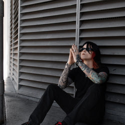 TUK-A3400 Sneaker Creeper en suède zébré noir et rouge