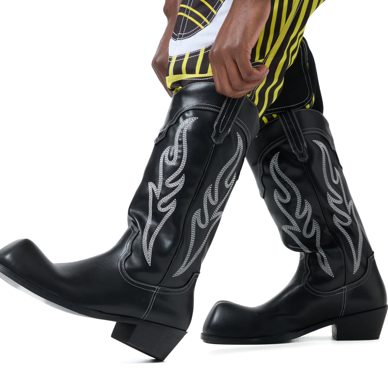 KOI Cryptek Men's Snub Nose Tall Cowboy Boots - Black Vintage