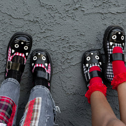 TUK-T2364 Black & Red-Size 7-Clearance