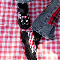 TUK-T2364 Black & Red-Size 7-Clearance