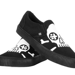 TUK-A3352 Black Skull Canvas Slip-On Sneaker