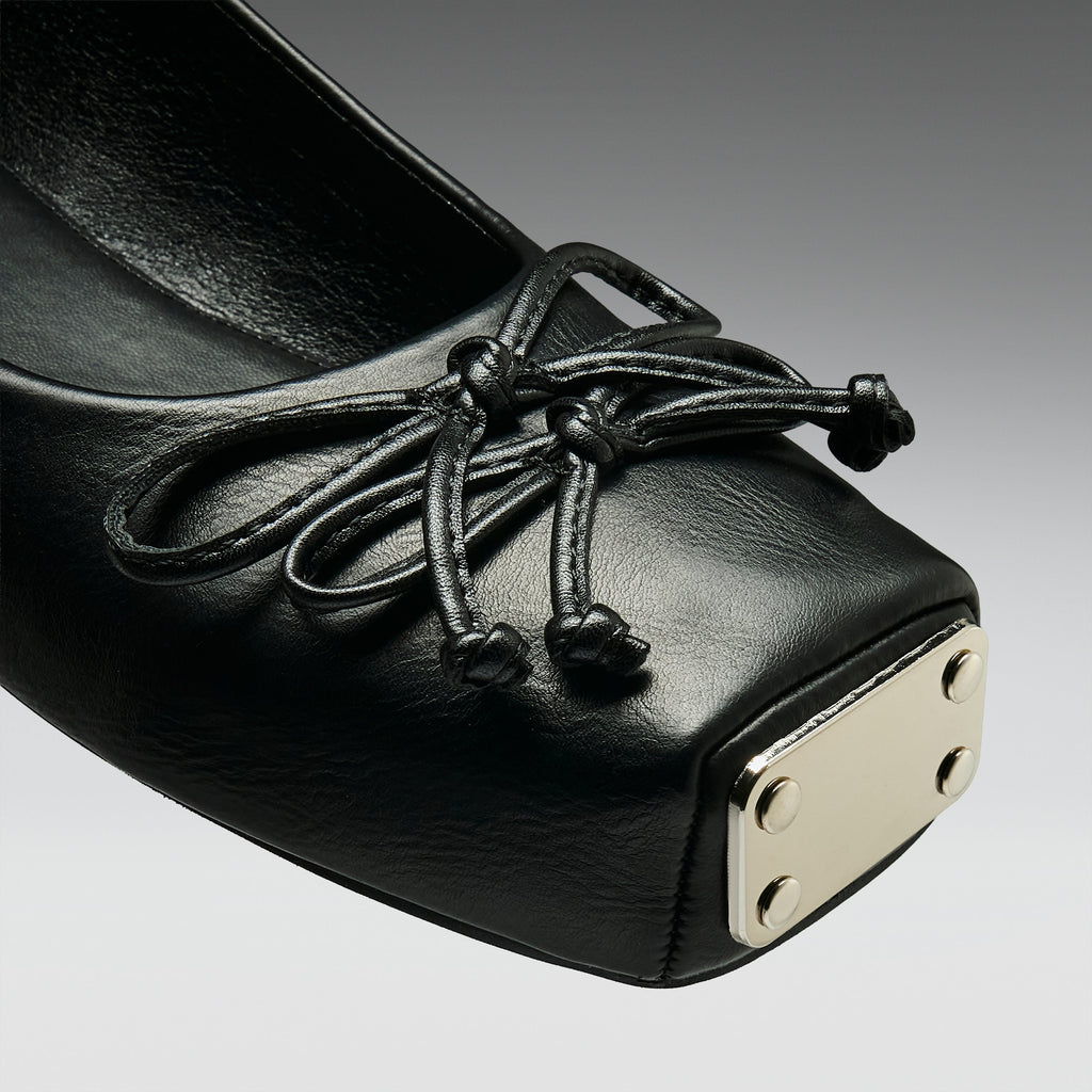 KOI Blithe Metal Toe Ballet Flats- Black