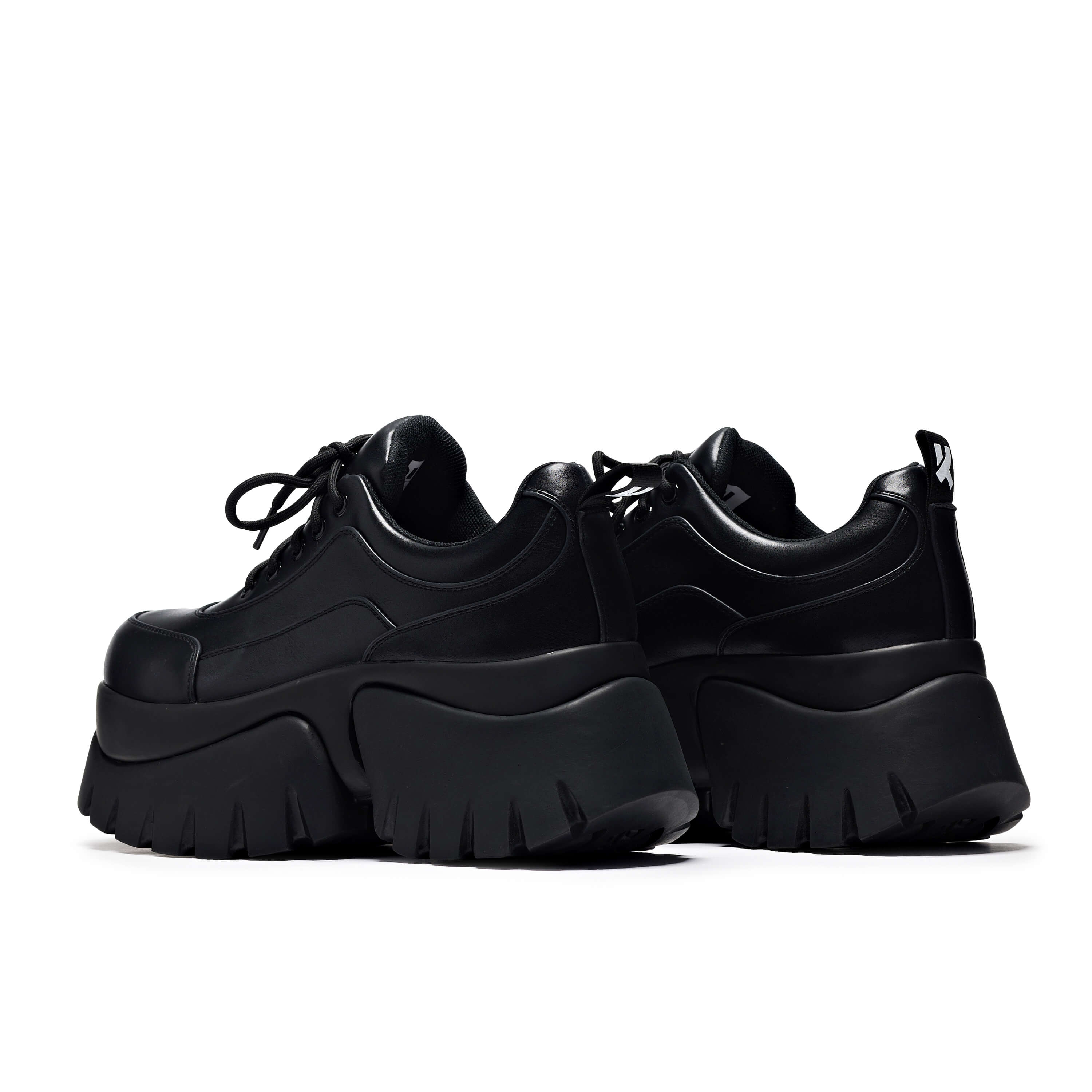 Nike black platform trainers store