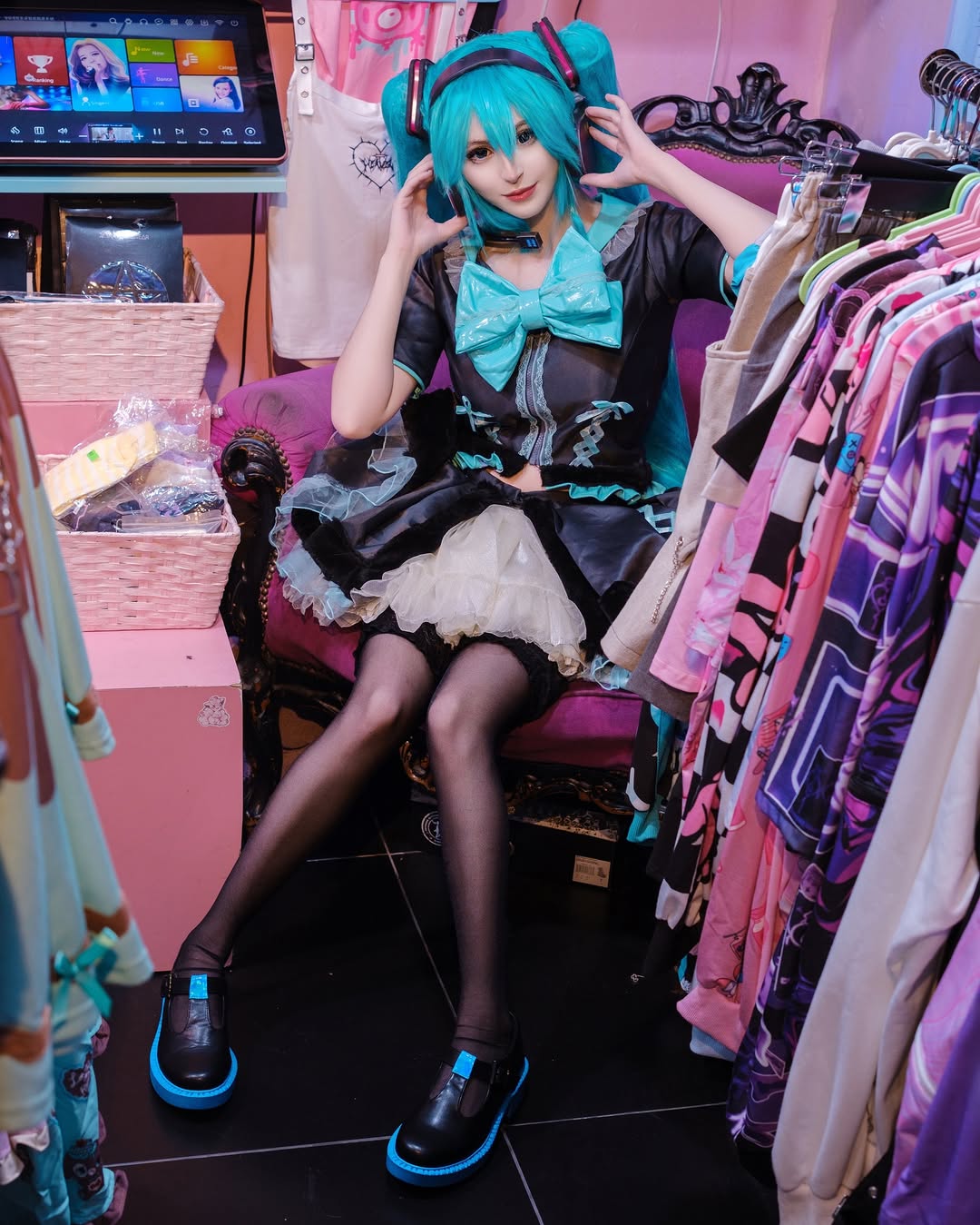 The Hatsune Miku Mary Janes - Black