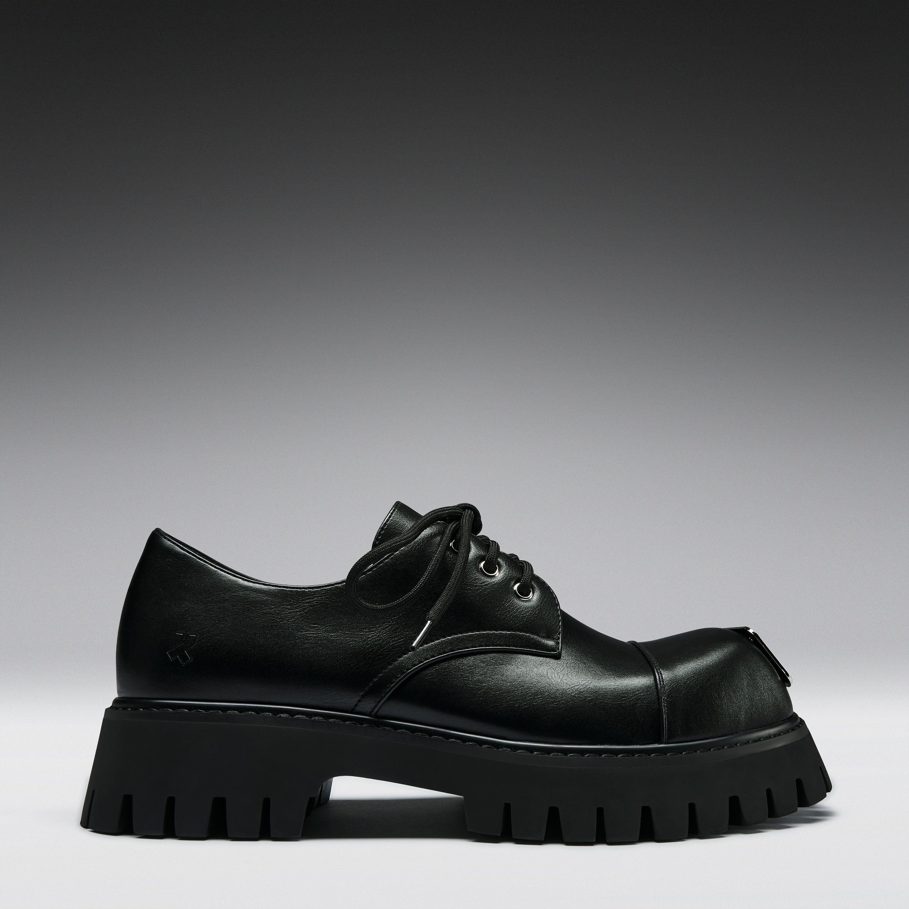 KOI Gehrman Metal Cap Chunky Shoes - Black-Clearance