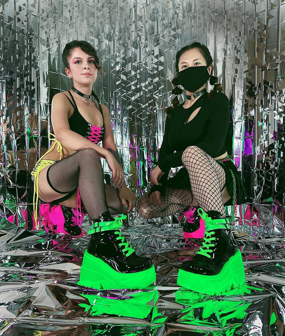 Demonia Shaker-52 Boots