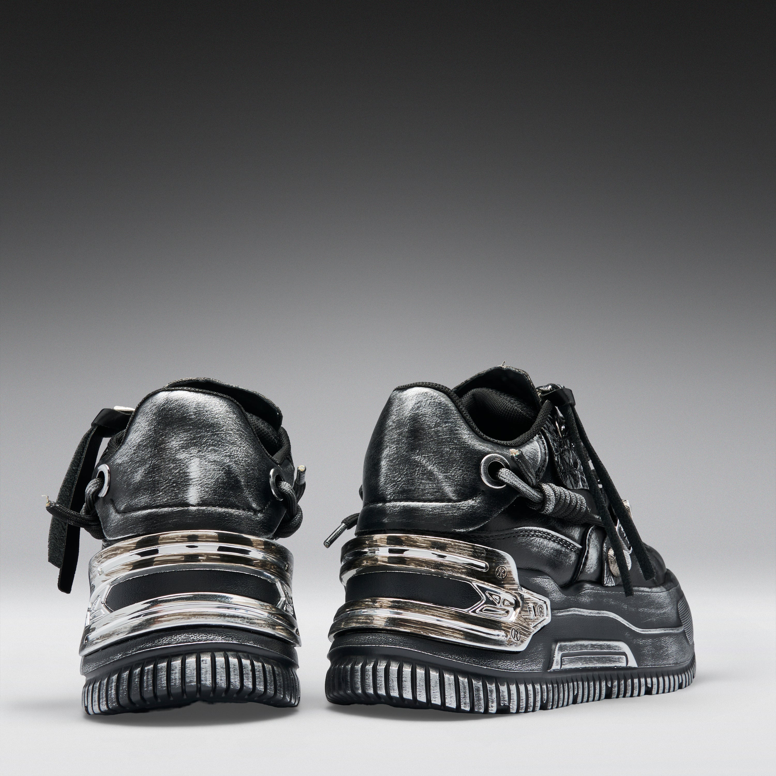 KOI Metamorphosis Men's Distressed Platform Trainers - Black Fade