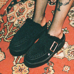 TUK-V3235L-Black-Size 6-Clearance