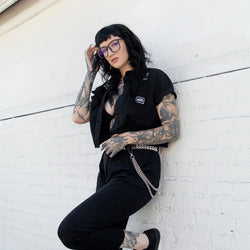 TUK-A3428 basket noire sergée à lacets à pointes