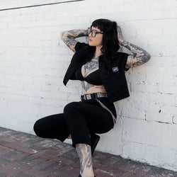 TUK-A3428 basket noire sergée à lacets à pointes