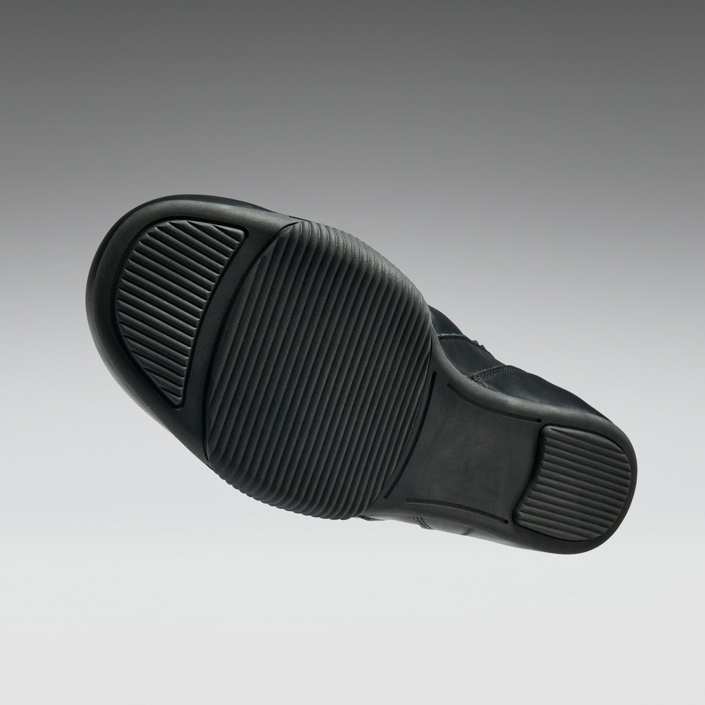 KOI Heartbreaker Sporty Slip On Shoes- Black