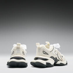 Labyrinth Mega Chunky Trainers - White